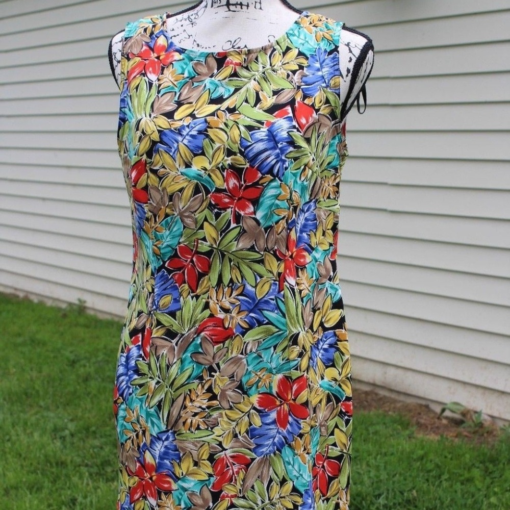 Women's Floral Sleeveless Dress
